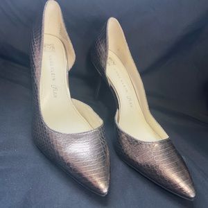 Metallic pumps